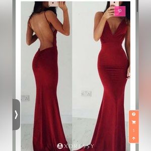 Inch Dress: 59 height, bust 28: hips 28, waist 25